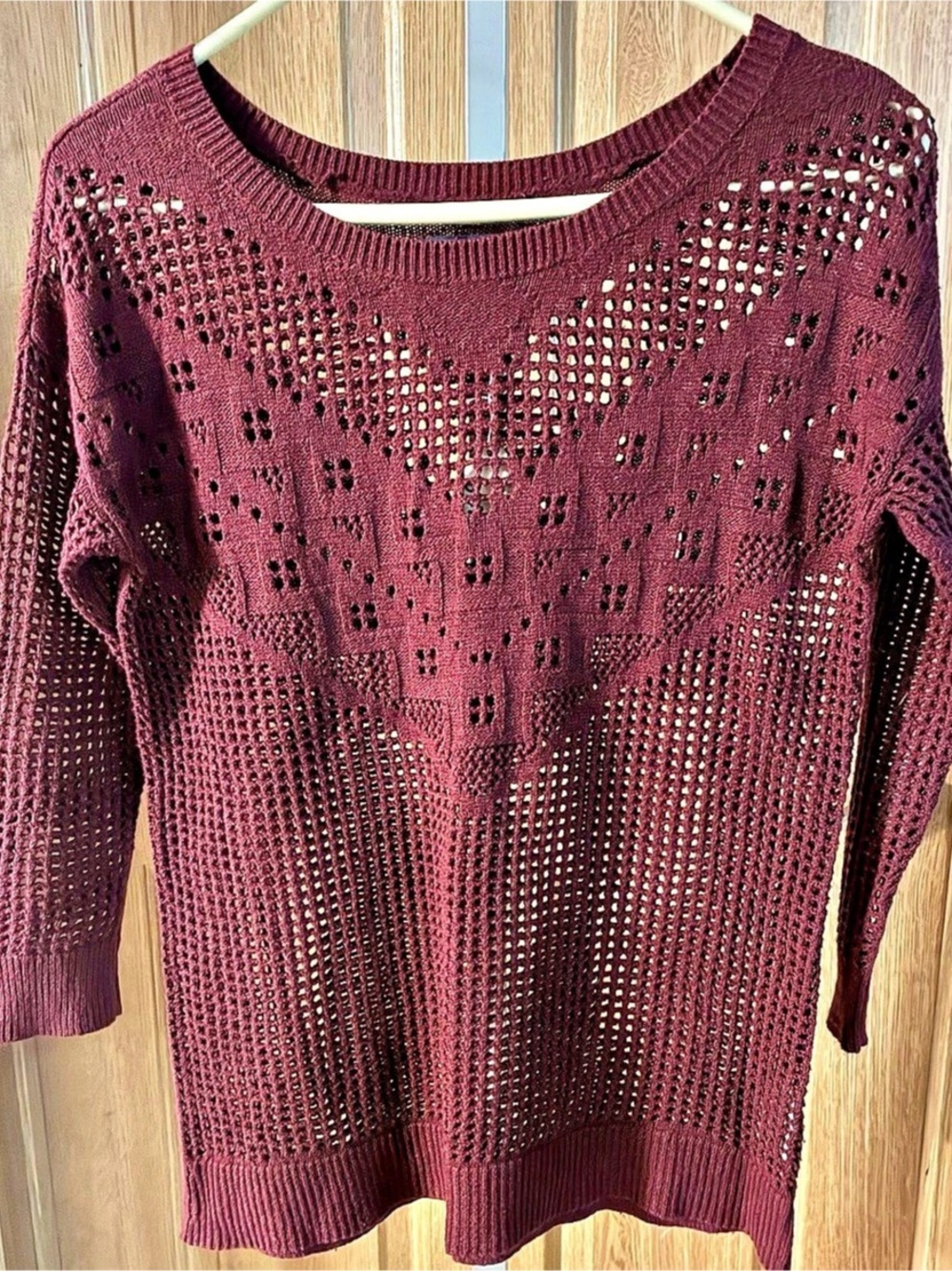 American Eagle Crochet Knit Crew Neck Sweater Burgundy Size XS/T P Like New